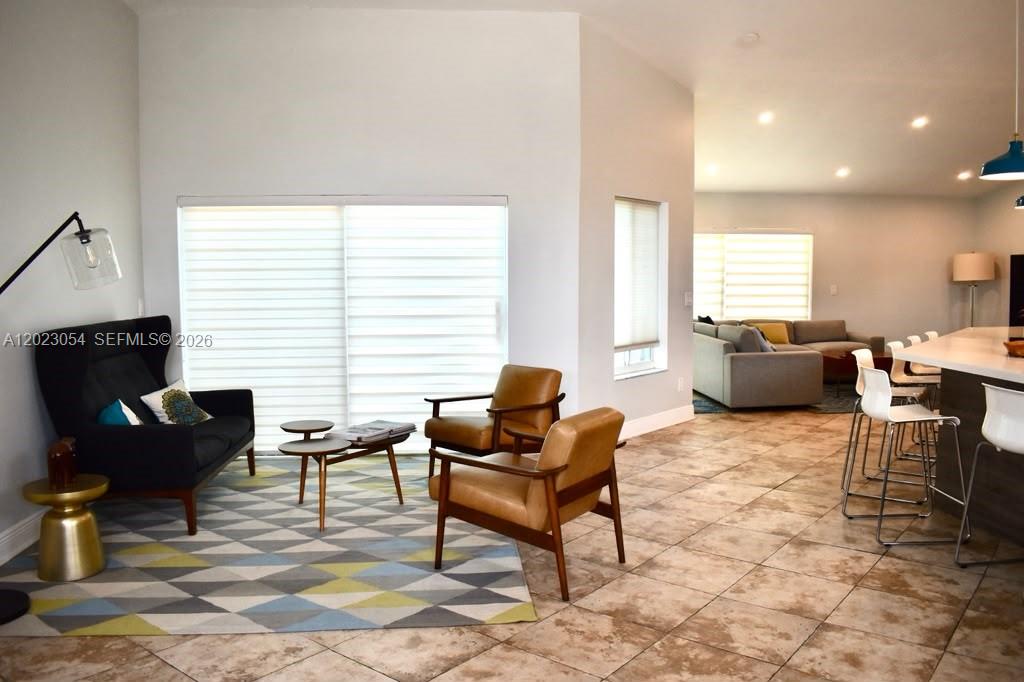 LANDINGS - Residential