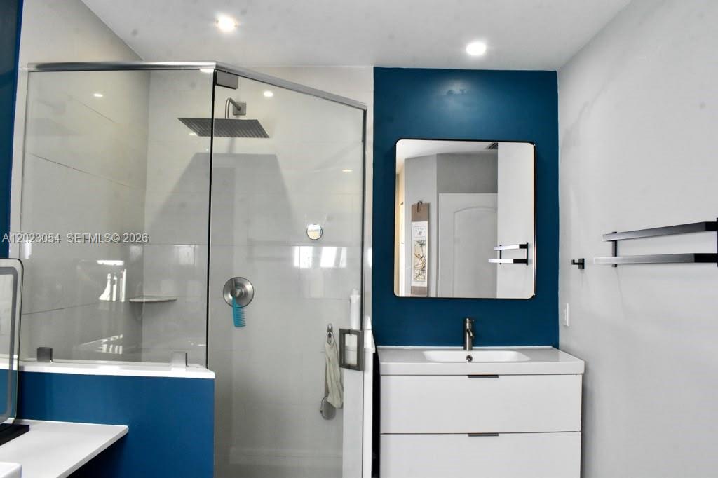 LANDINGS - Residential
