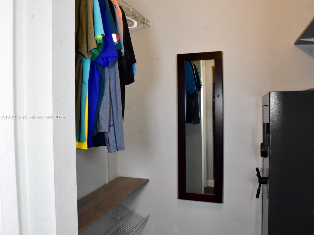 LANDINGS - Residential
