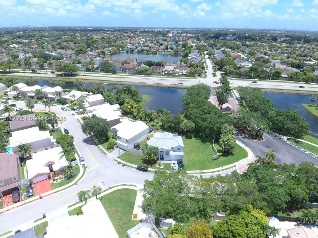 LANDINGS - Residential