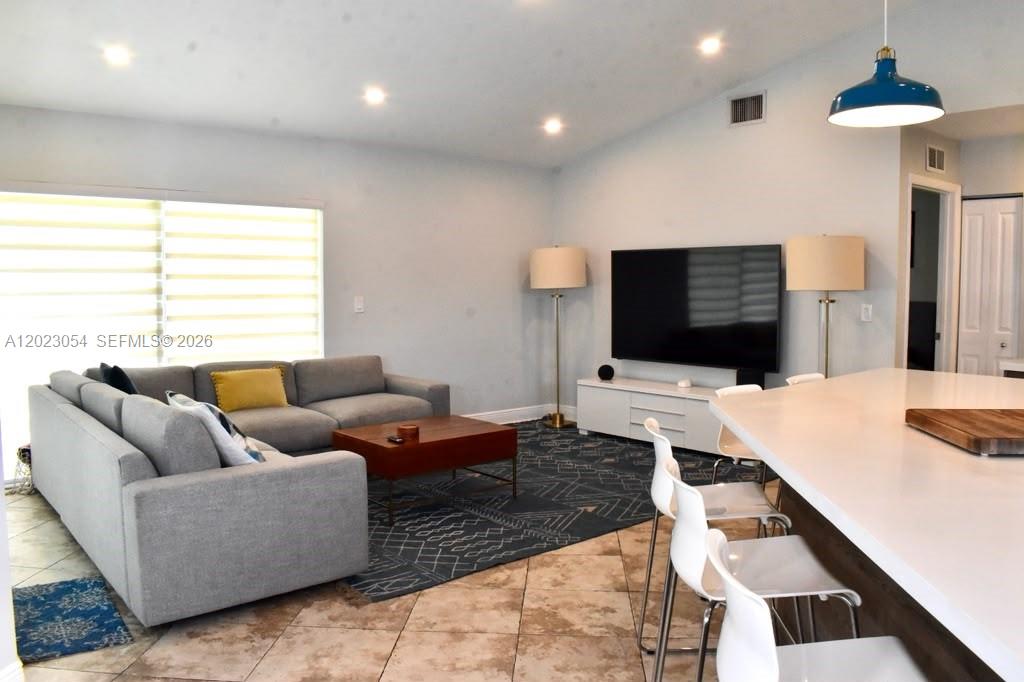 LANDINGS - Residential