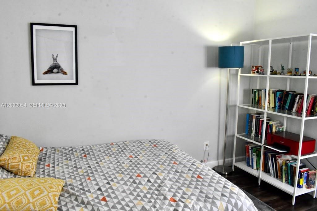 LANDINGS - Residential