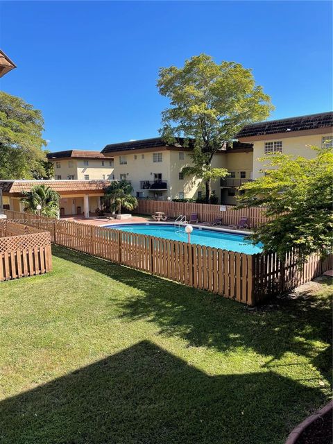 Tiny photo for 8500 SW 109th Ave #6-229, Miami, FL 33173 (MLS # A12005872)