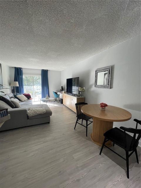 Tiny photo for 8500 SW 109th Ave #6-229, Miami, FL 33173 (MLS # A12005872)