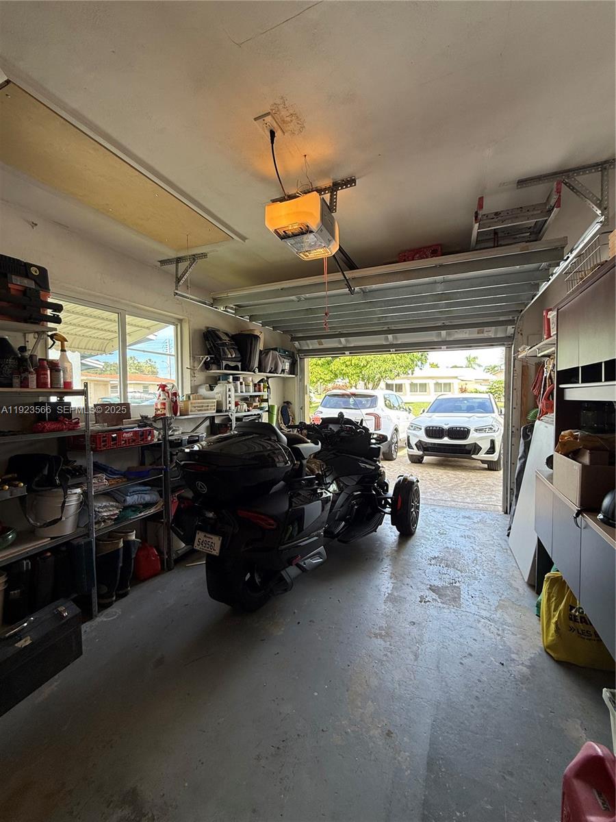 MAINLANDS OF TAMARAC LAKE - Residential