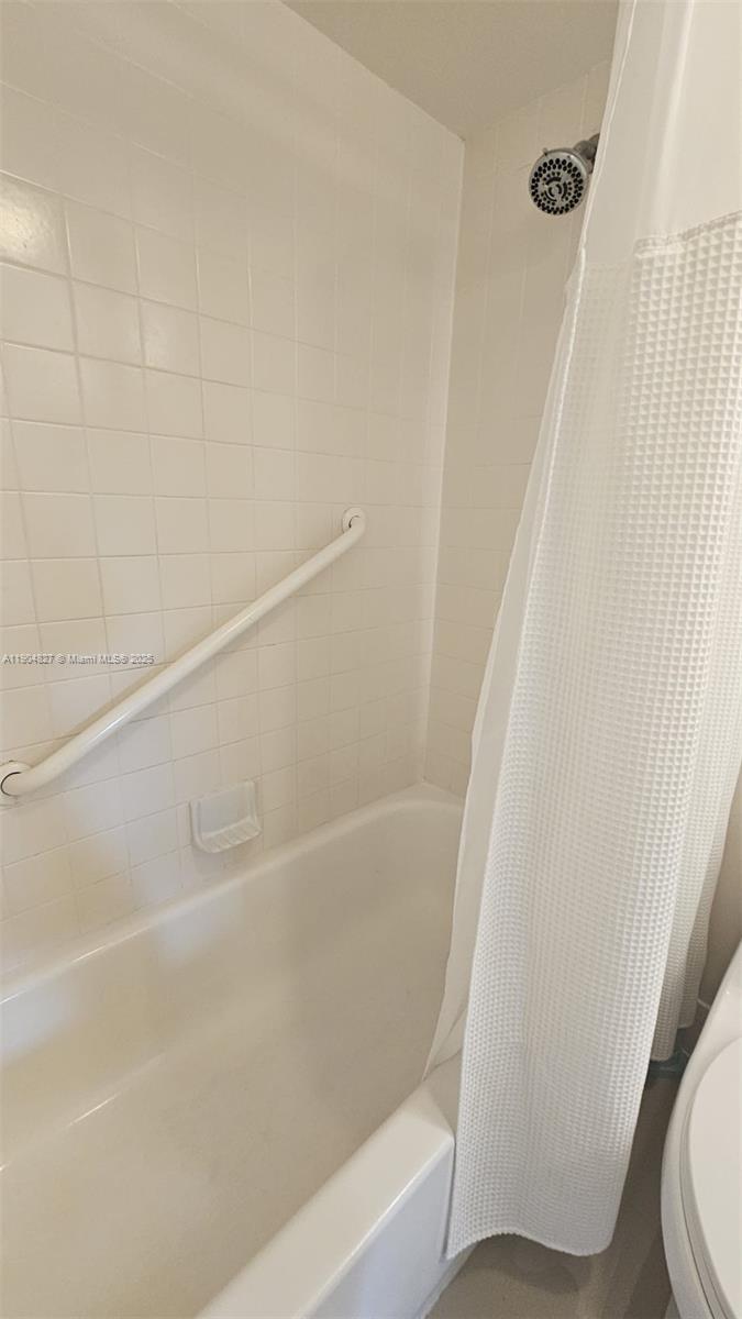 CAMBRIDGE AT CENTURY VILL - Residential Lease