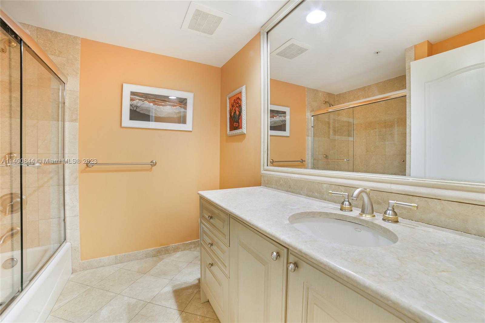 VILLAS OF POSITANO - Residential