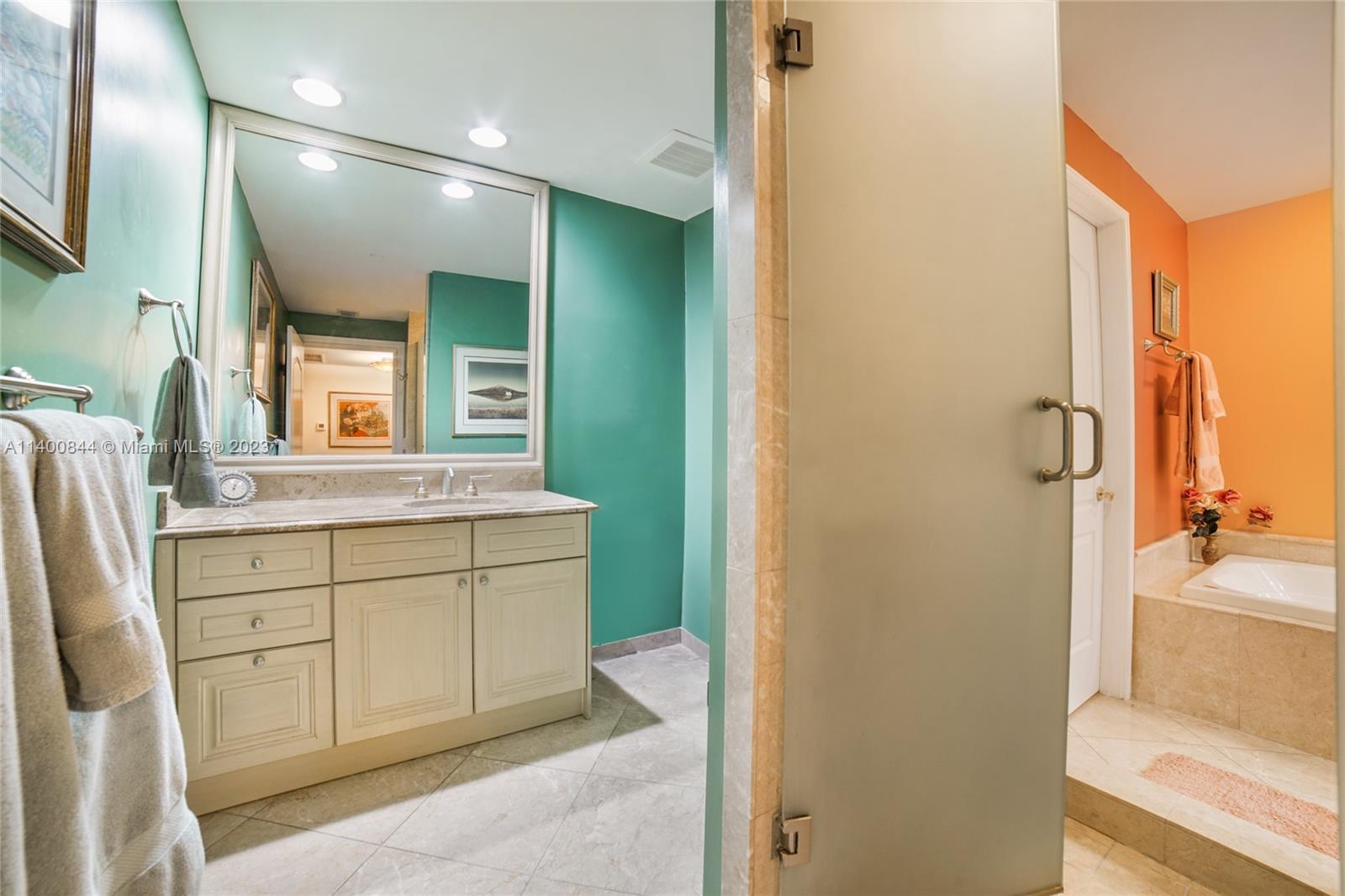 VILLAS OF POSITANO - Residential