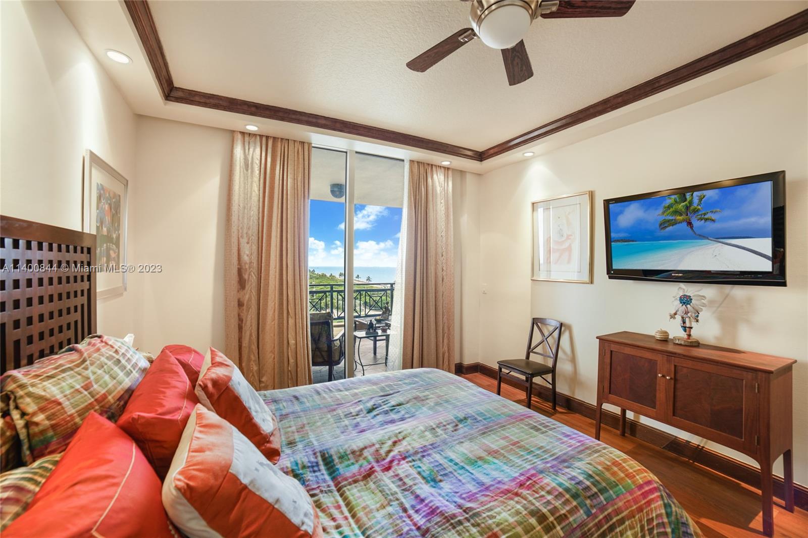 VILLAS OF POSITANO - Residential