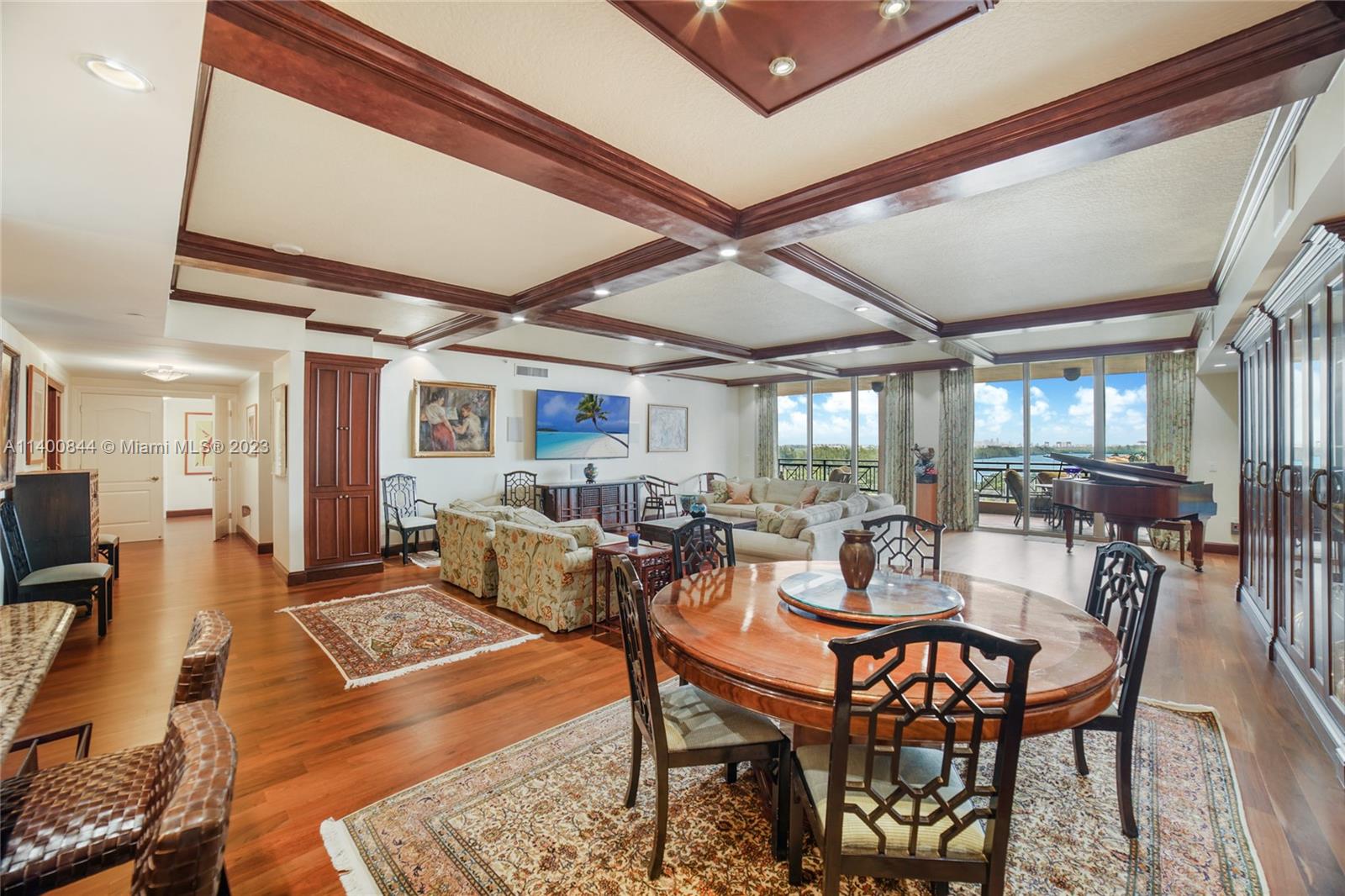 VILLAS OF POSITANO - Residential