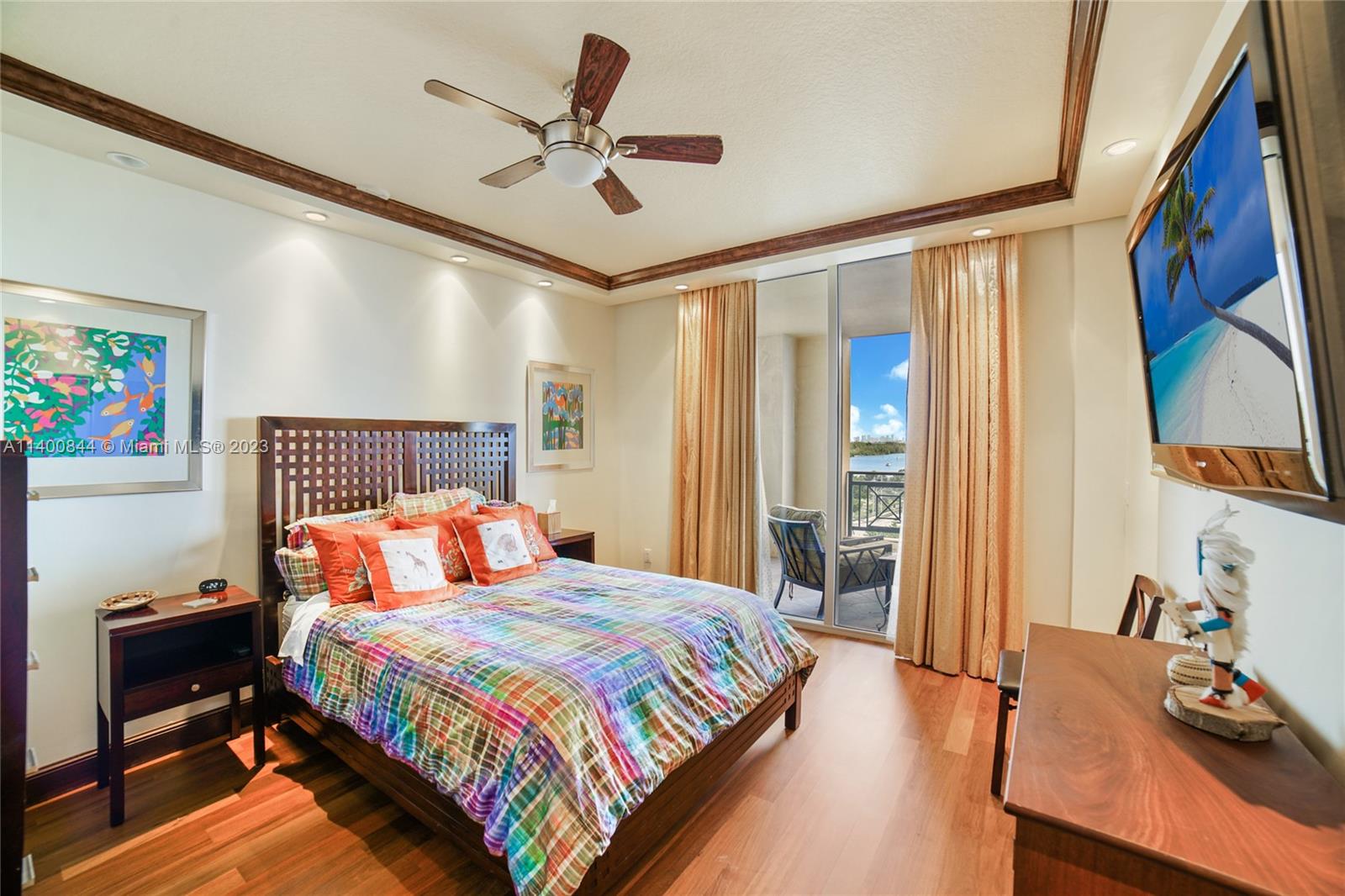 VILLAS OF POSITANO - Residential