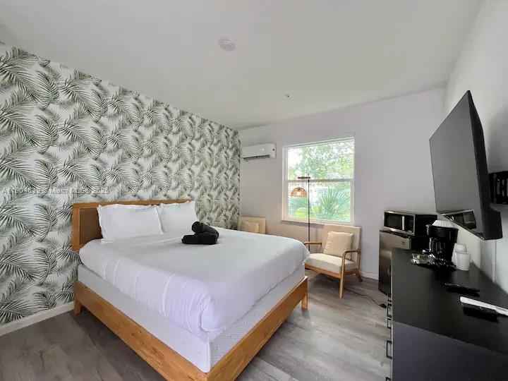 POMPANO BY THE SEA RESUB - Residential Lease