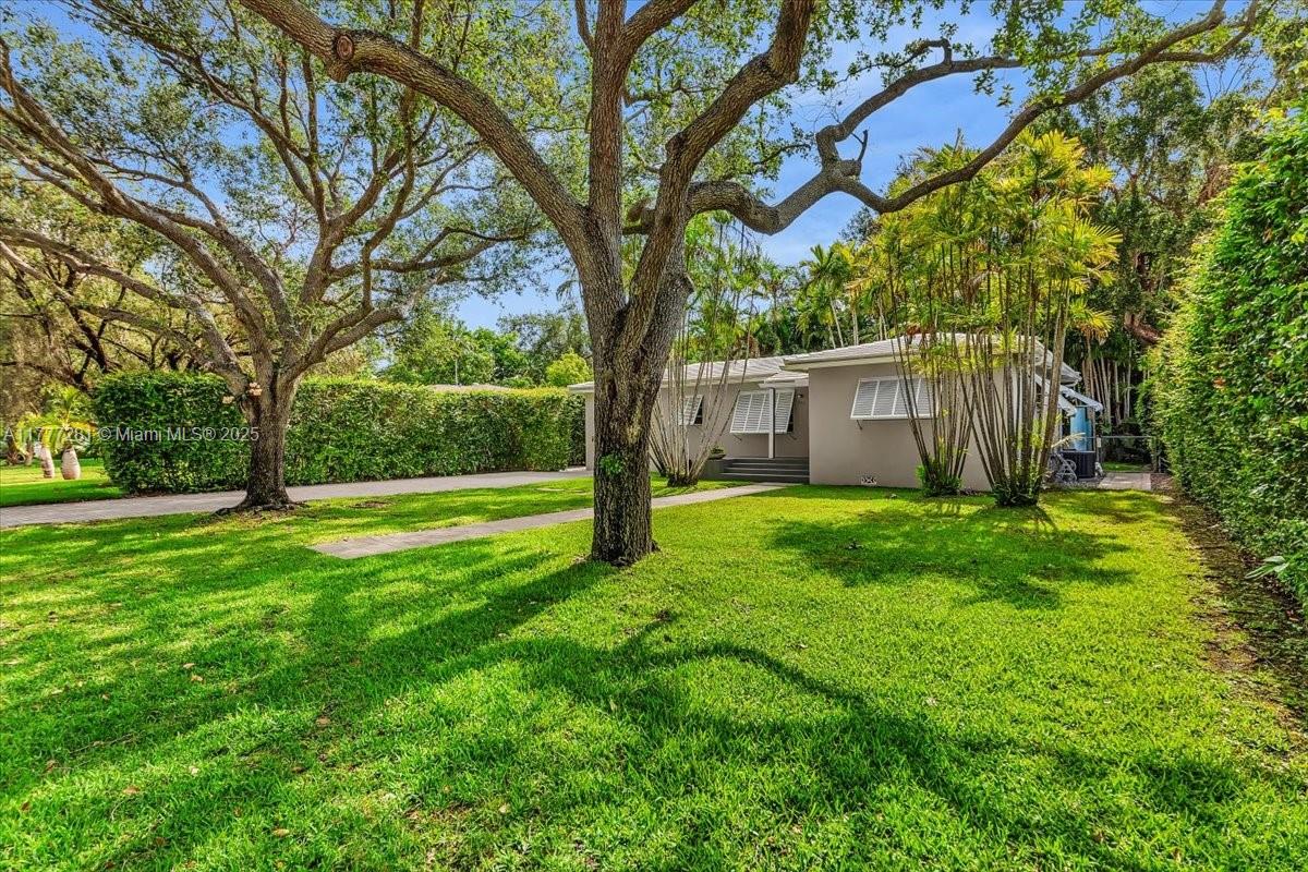 7911 Sw 55th Ave, Miami, Broward County, Florida - 3 Bedrooms  
2 Bathrooms - 
