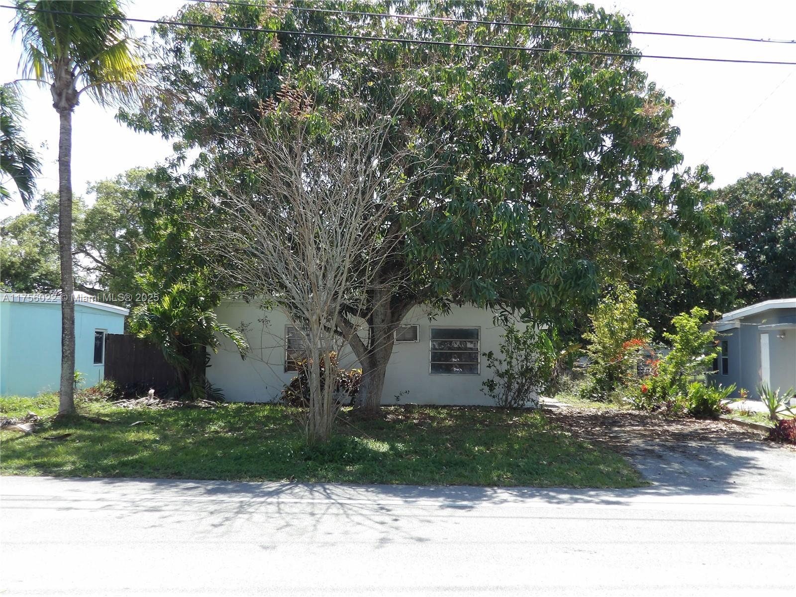 Property for Sale at 1766 Ne 183rd St, North Miami Beach, Miami-Dade County, Florida - Bedrooms: 2 
Bathrooms: 1  - $329,900