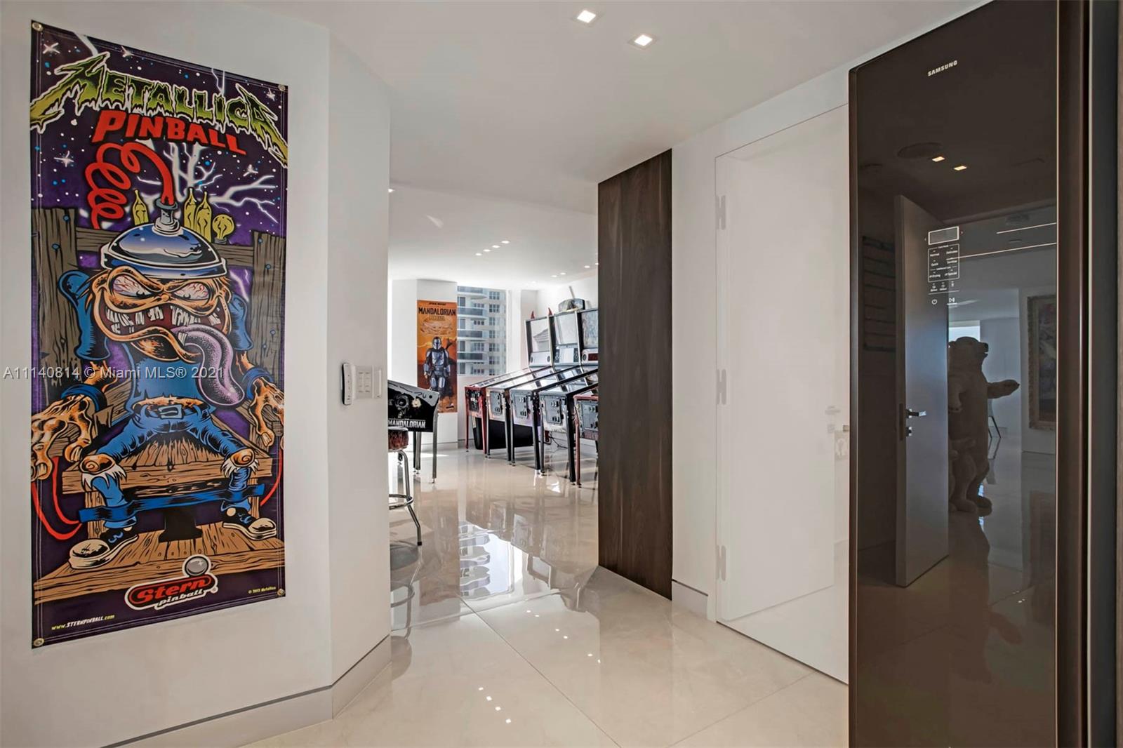 BLUE DIAMOND CONDO - Residential