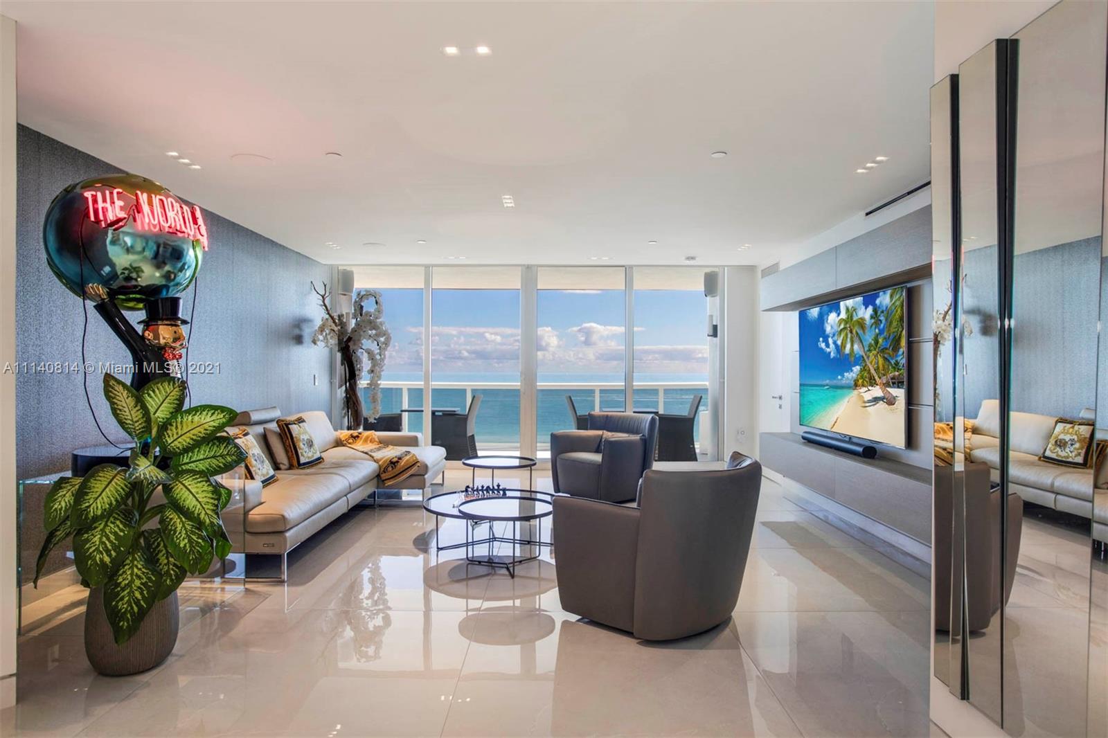 BLUE DIAMOND CONDO - Residential