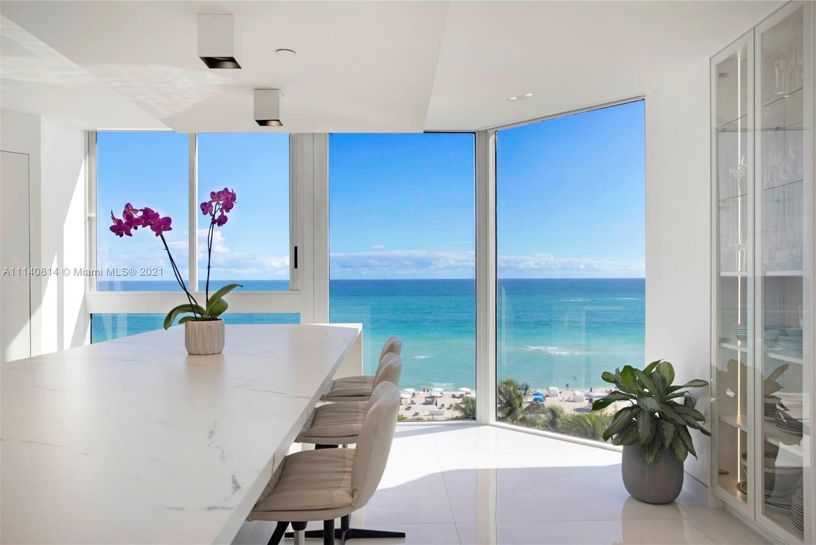 BLUE DIAMOND CONDO - Residential