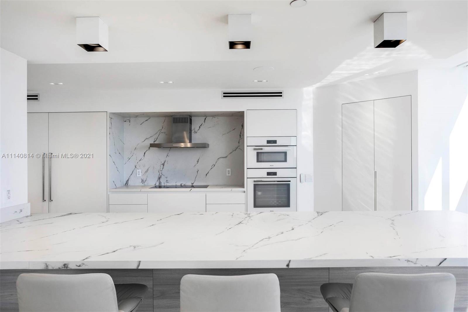 BLUE DIAMOND CONDO - Residential