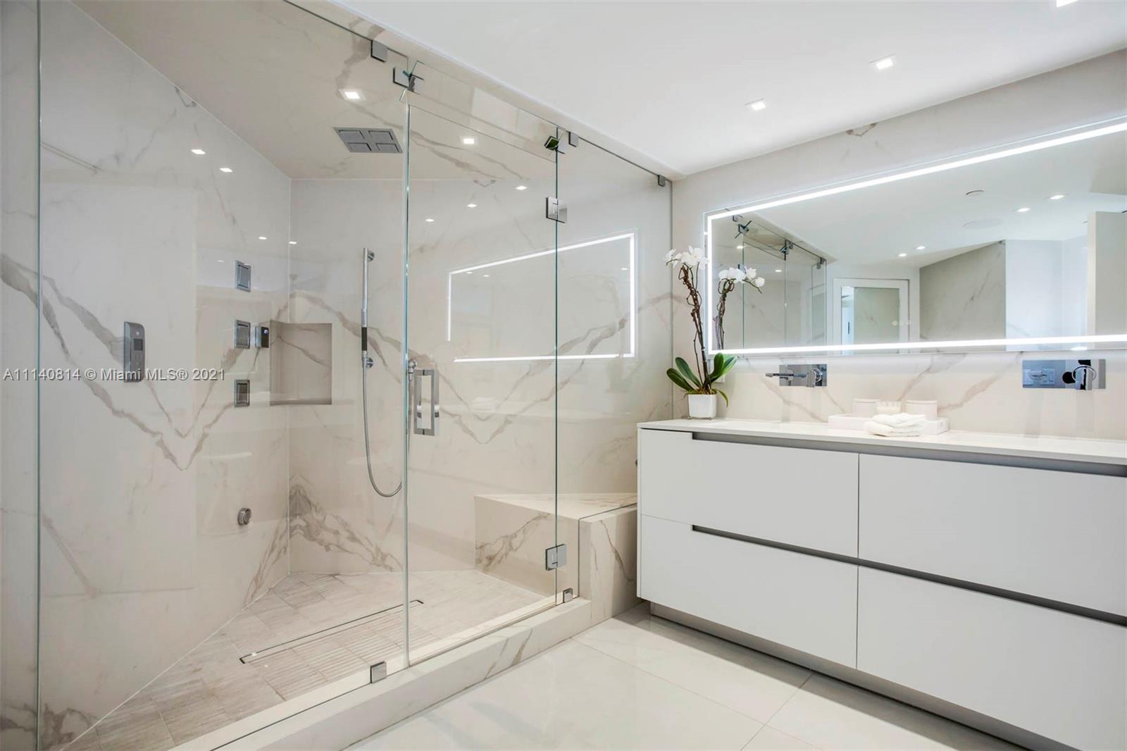 BLUE DIAMOND CONDO - Residential