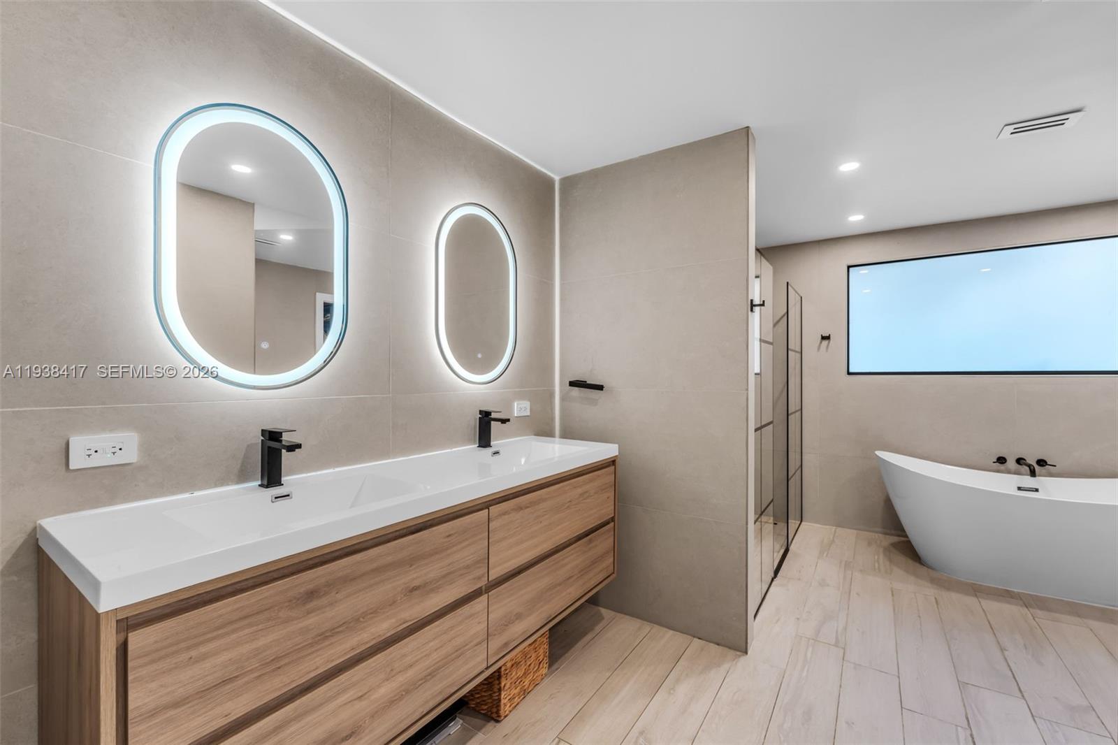 PALMETTO PINES - Residential