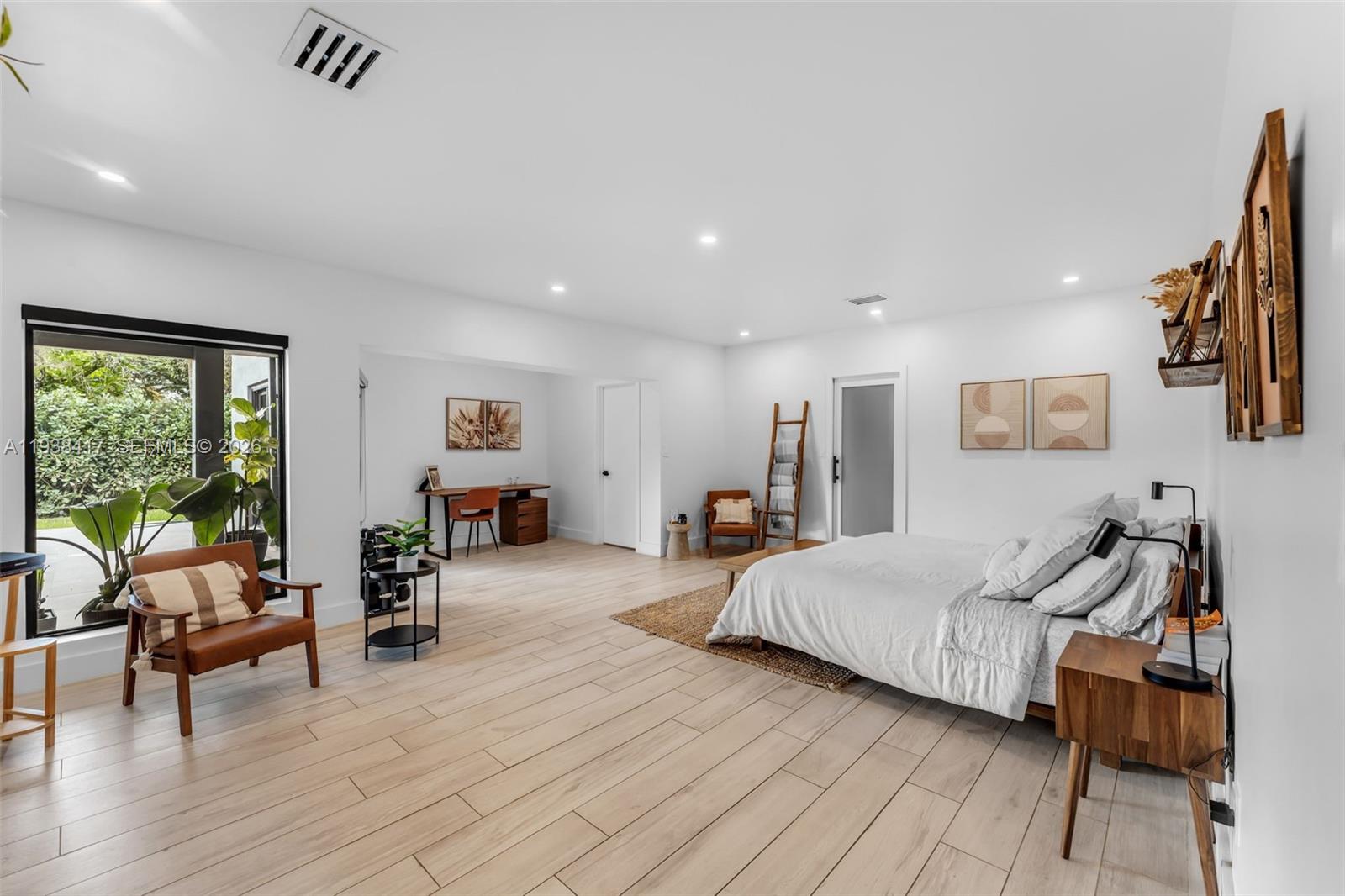 PALMETTO PINES - Residential