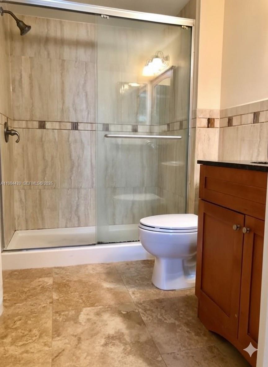 EDGEWATER CONDO - Residential Lease