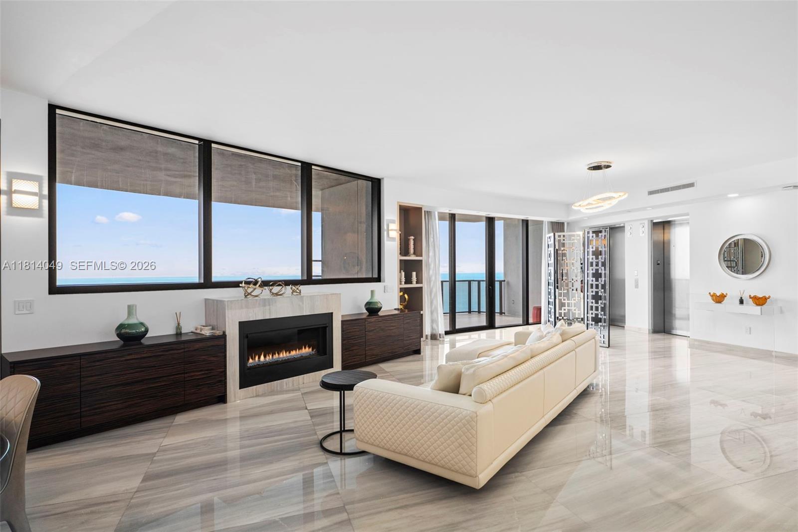 18555 COLLINS AVENUE COND - Residential