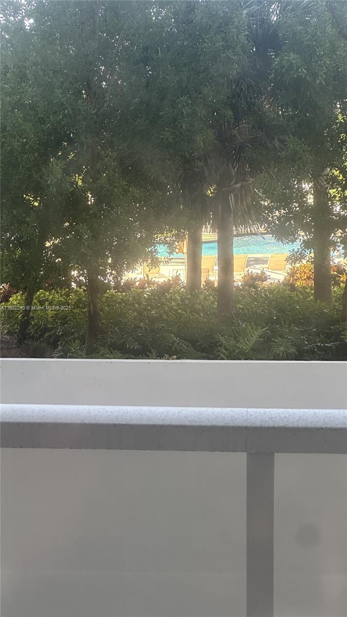 HAMPTONS WEST CONDO - Residential