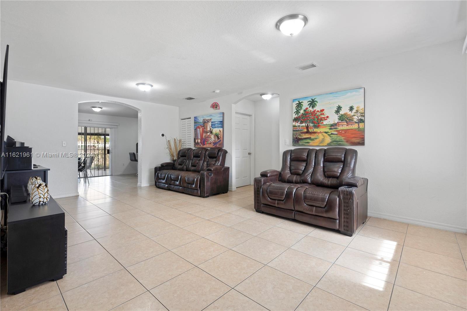 LAKE LUCERNE SEC 7 - Residential