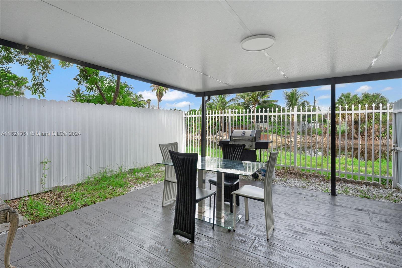 LAKE LUCERNE SEC 7 - Residential