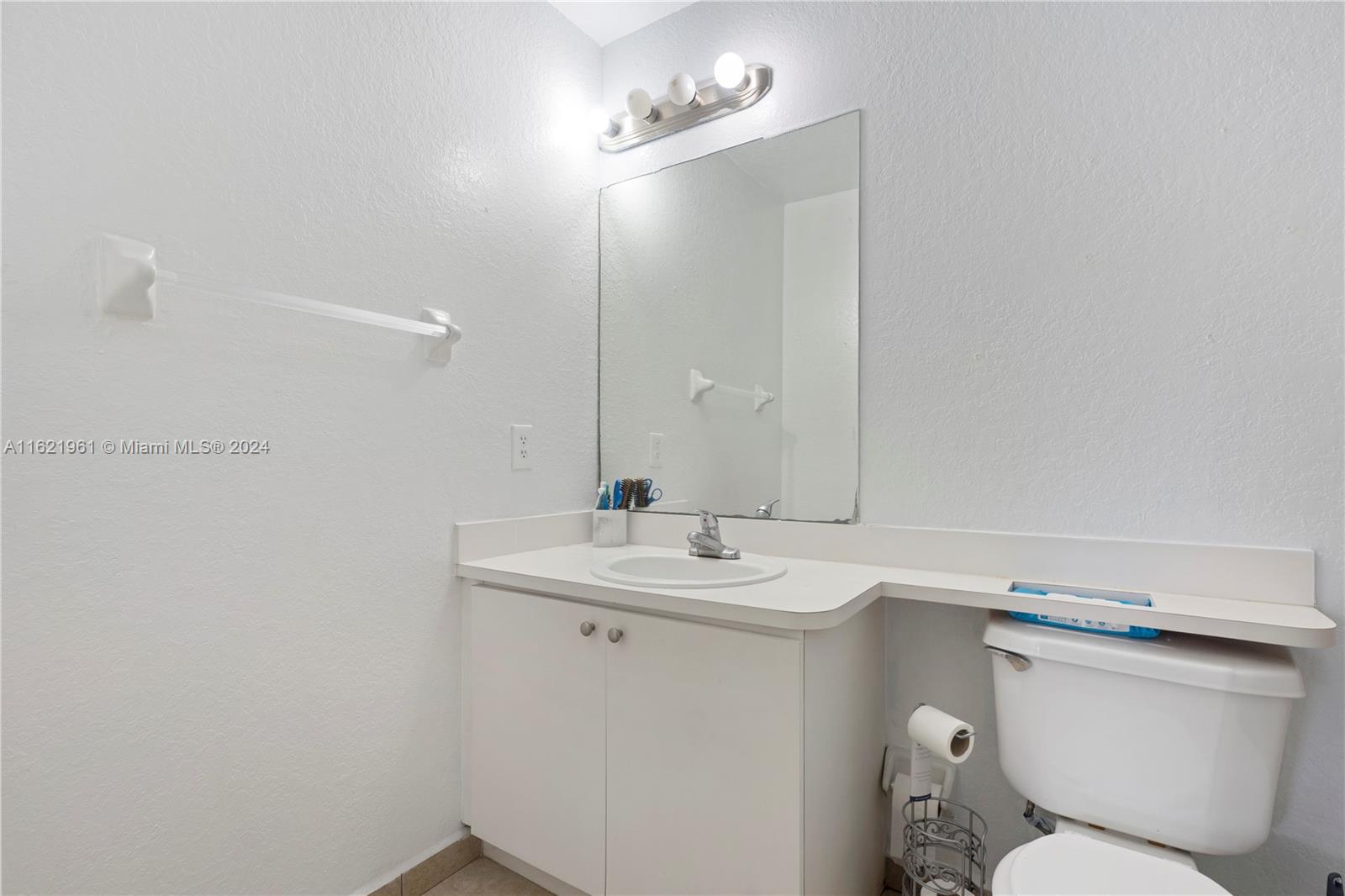 LAKE LUCERNE SEC 7 - Residential