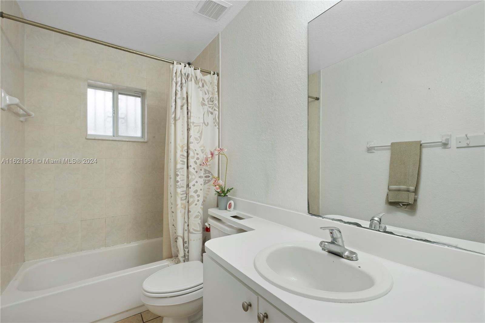 LAKE LUCERNE SEC 7 - Residential