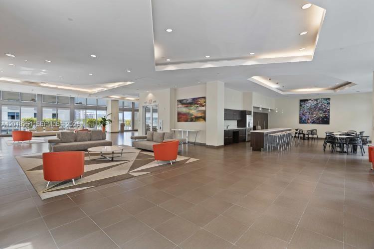 THE AXIS ON BRICKELL COND - Residential