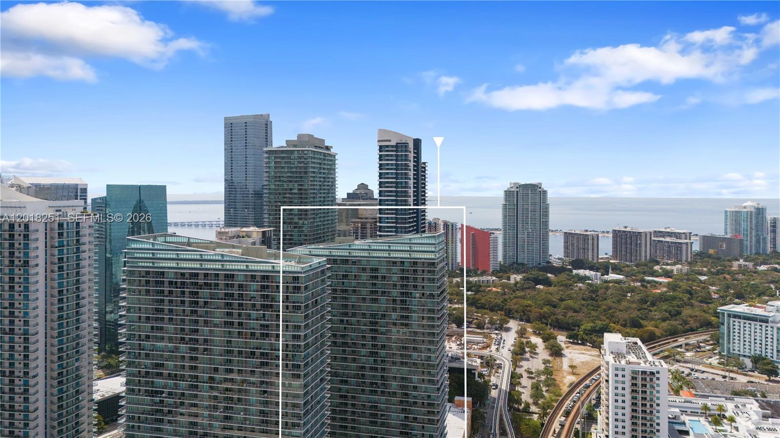 THE AXIS ON BRICKELL COND - Residential