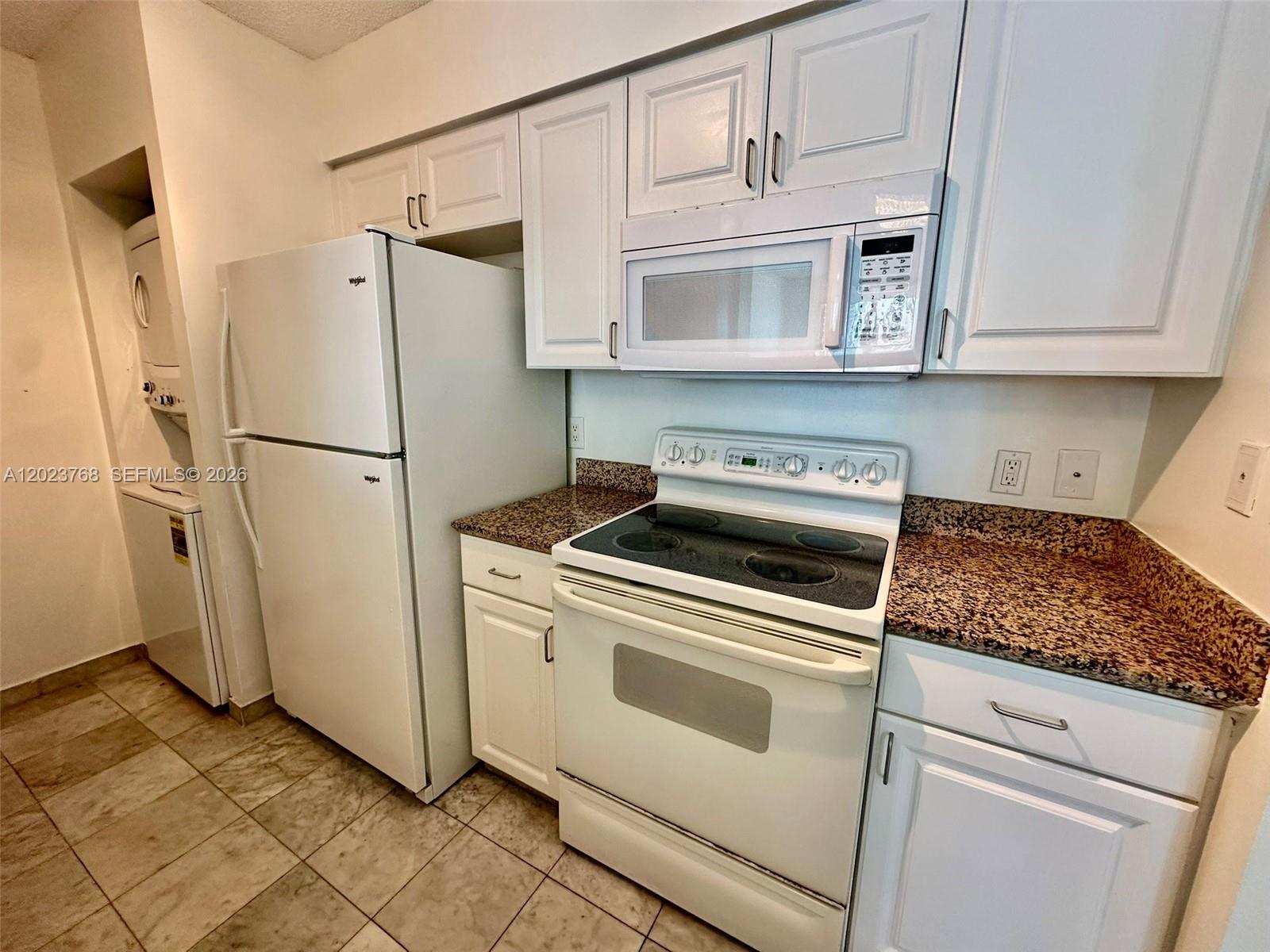 THE MARK ON BRICKELL COND - Residential Lease