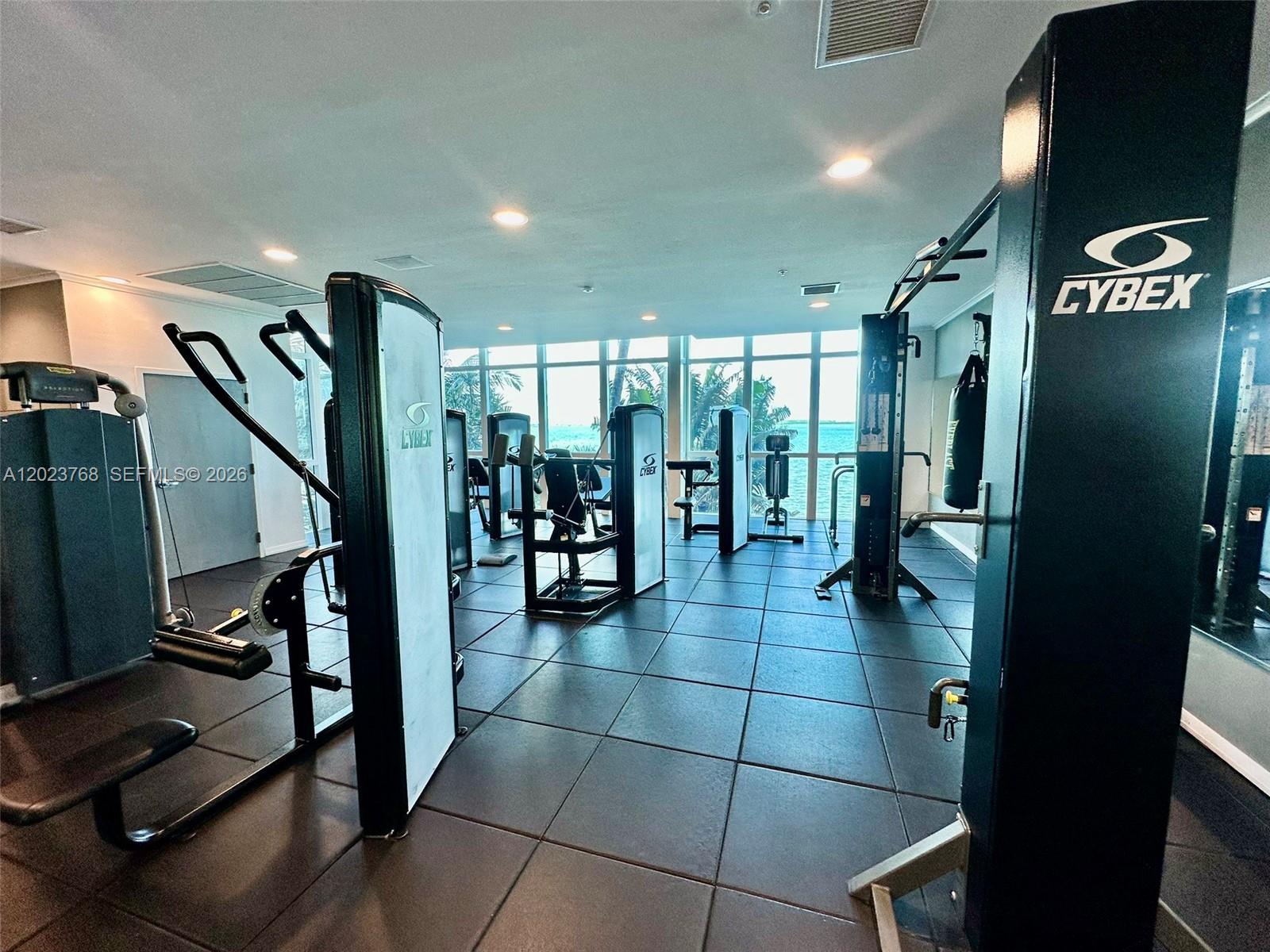 THE MARK ON BRICKELL COND - Residential Lease