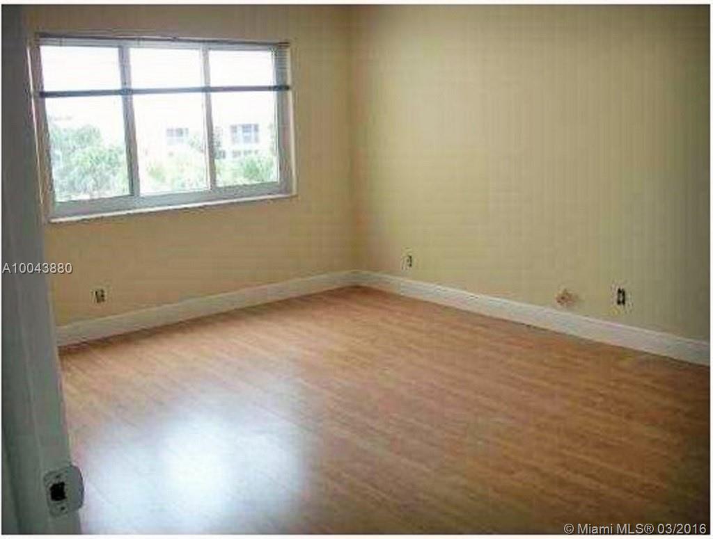 Racquet Club Apts 1 At - Residential Lease