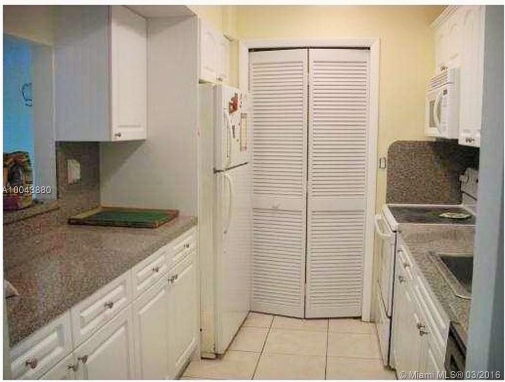 Racquet Club Apts 1 At - Residential Lease