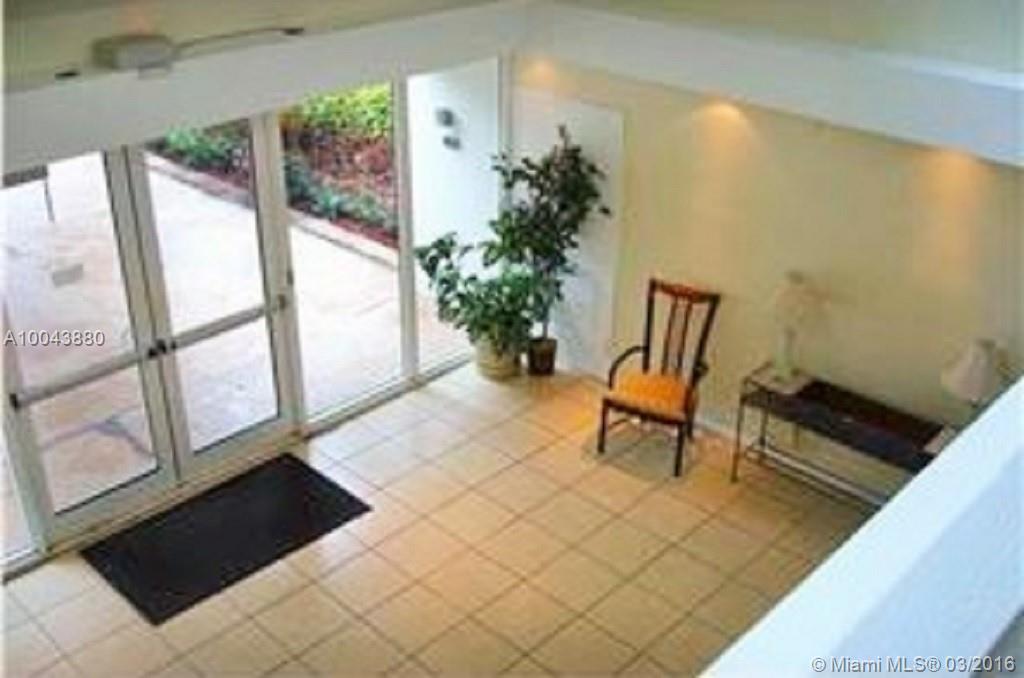 Racquet Club Apts 1 At - Residential Lease