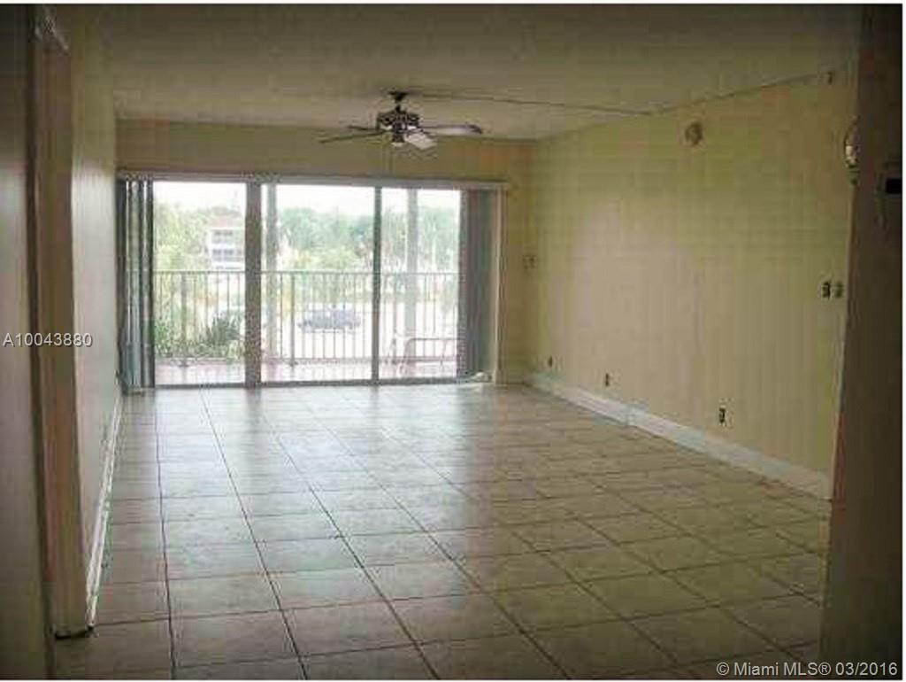 Racquet Club Apts 1 At - Residential Lease