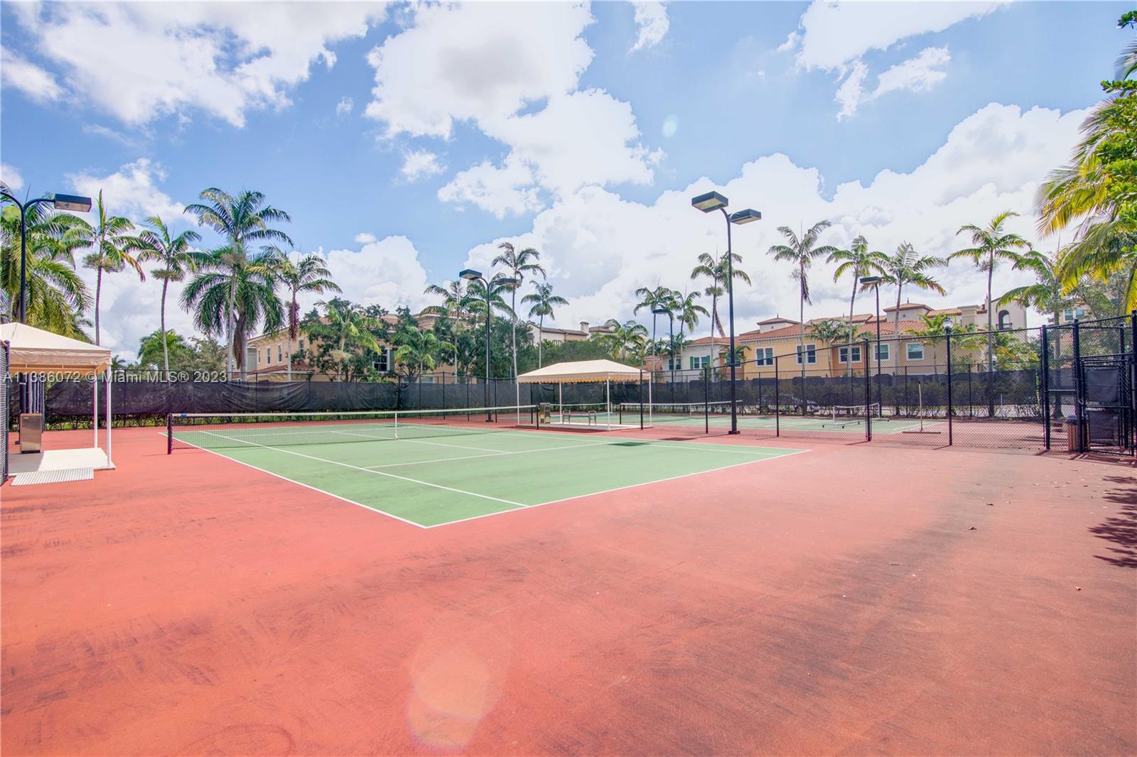 VILLA ALHAMBRA CONDO - Residential