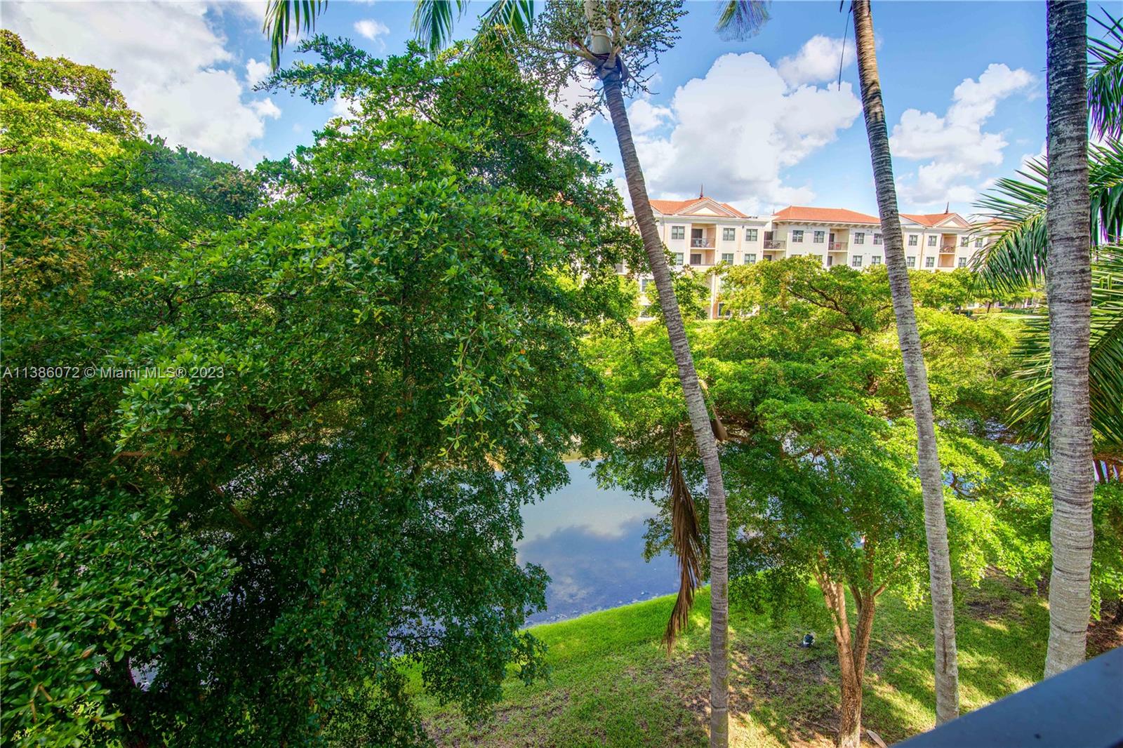VILLA ALHAMBRA CONDO - Residential