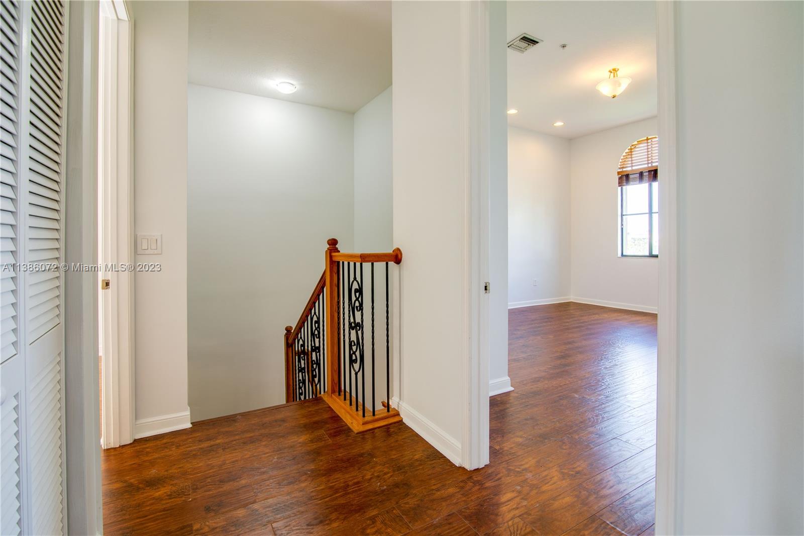VILLA ALHAMBRA CONDO - Residential