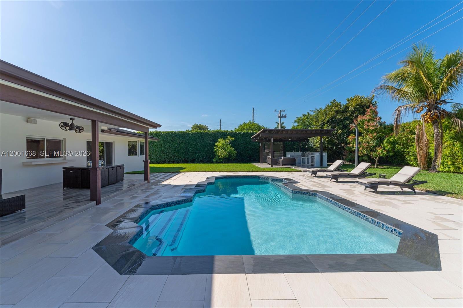 PINE SHORE SEC 3 - Residential