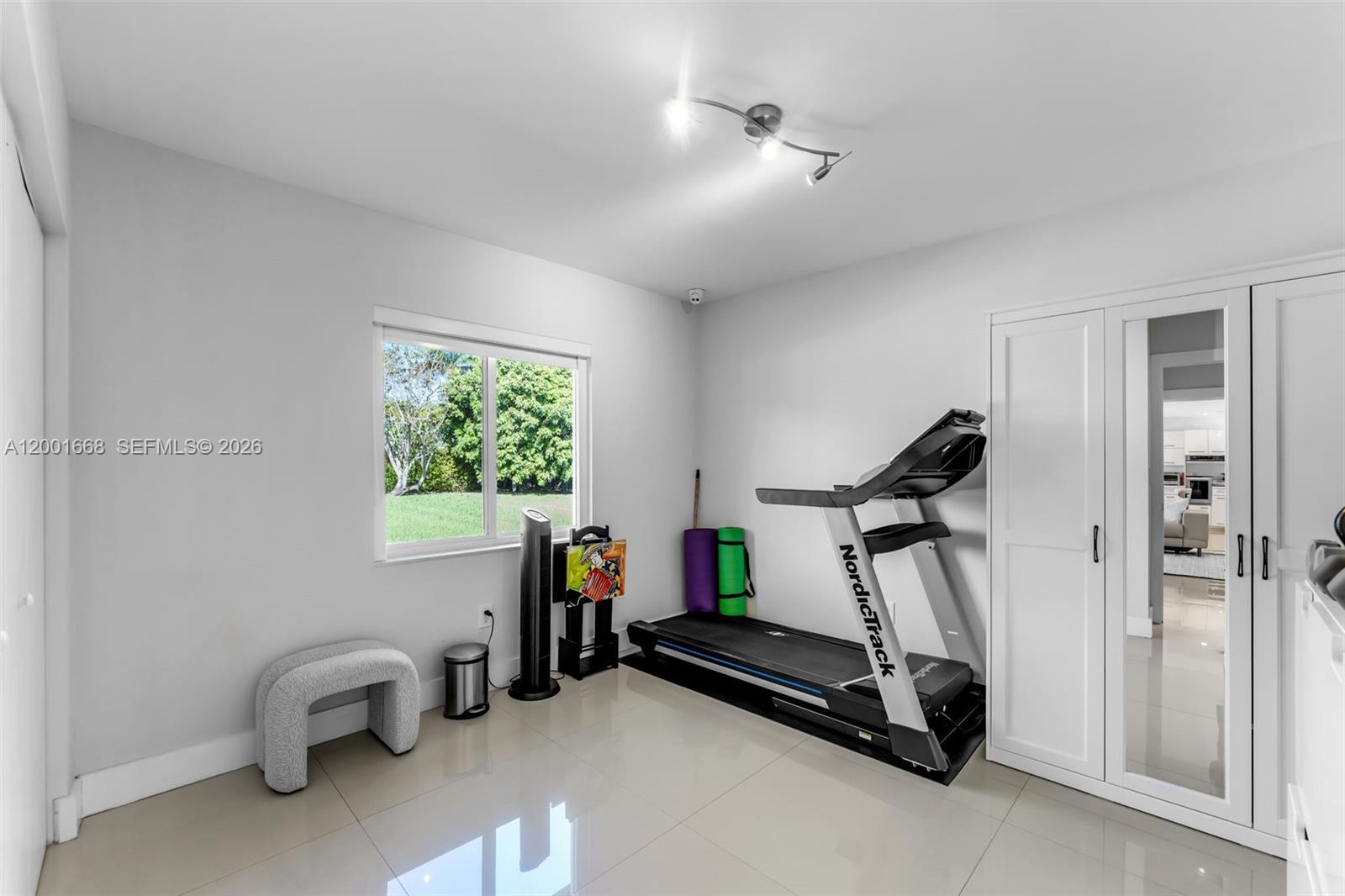 PINE SHORE SEC 3 - Residential