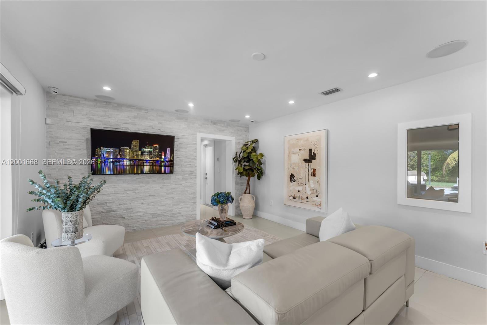 PINE SHORE SEC 3 - Residential