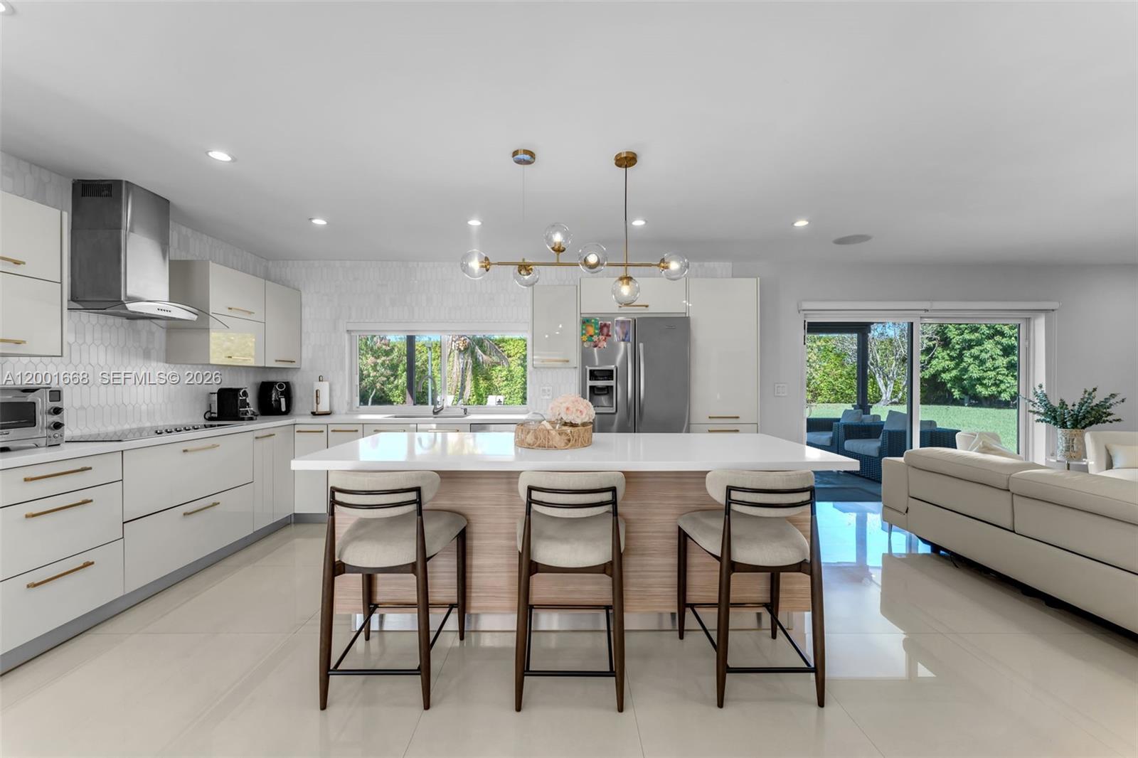 PINE SHORE SEC 3 - Residential