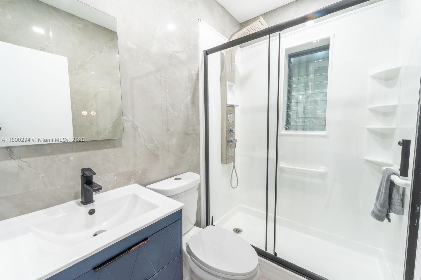 ¤BISCAYNE BEACH-2ND ADDN - Residential