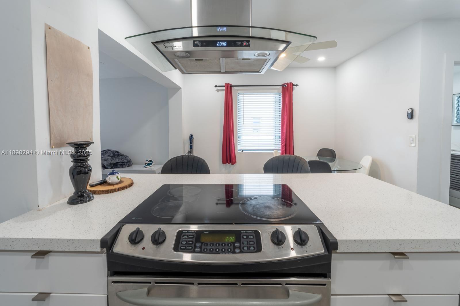 ¤BISCAYNE BEACH-2ND ADDN - Residential