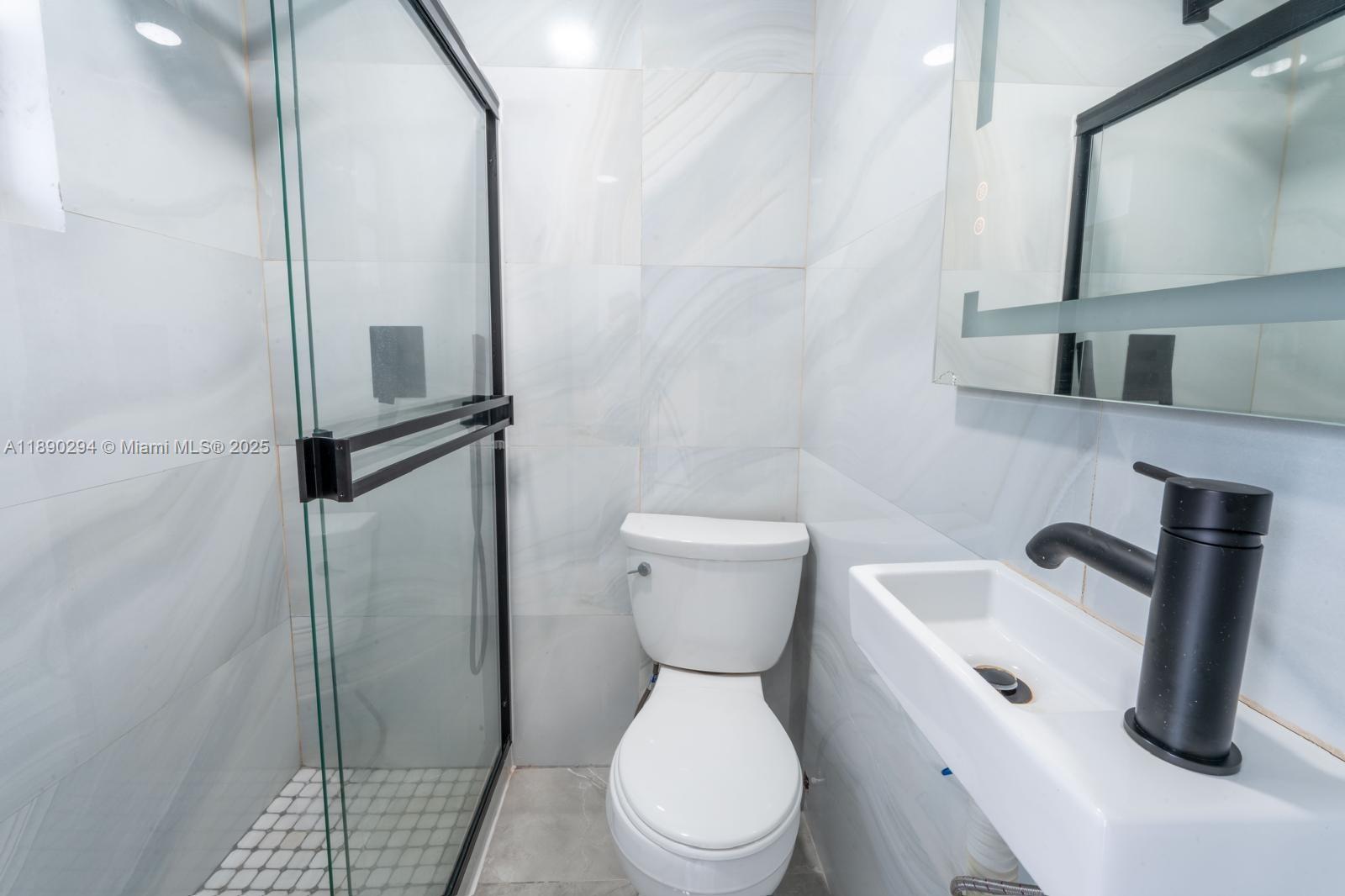 ¤BISCAYNE BEACH-2ND ADDN - Residential